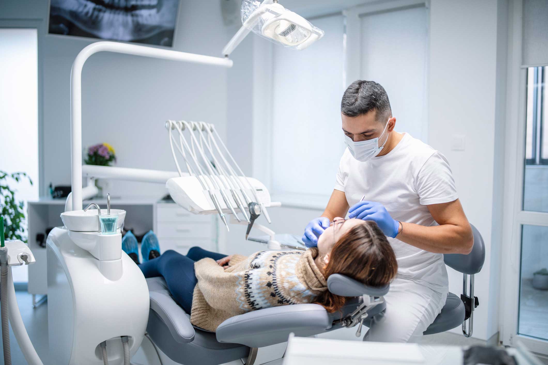 Odontología conservadora en Majadahonda, Odontología en Majadahonda, tratamientos dentales en Majadahonda, Endodoncia en Majadahonda.